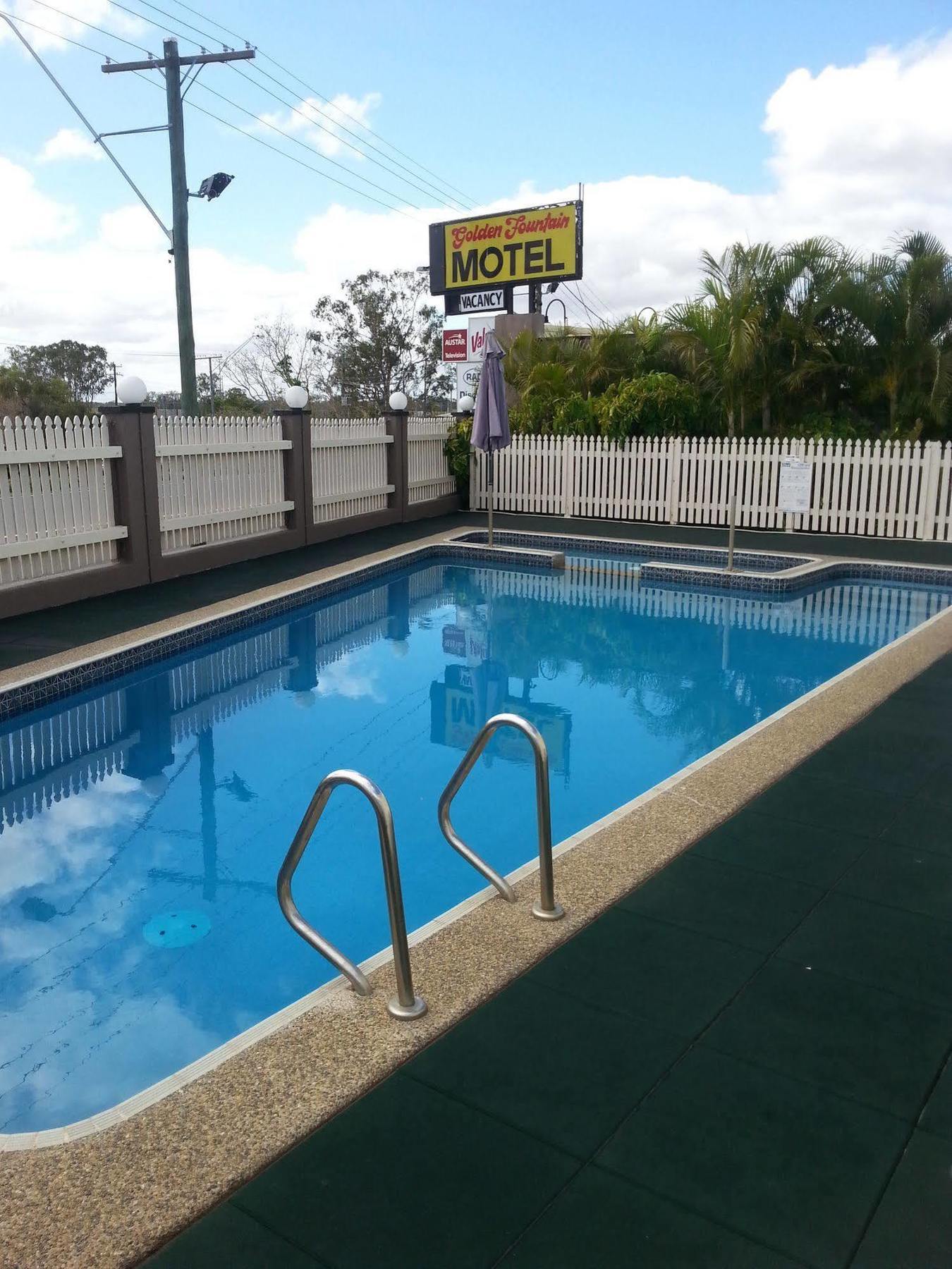 Golden Fountain Motel Rockhampton Exteriér fotografie