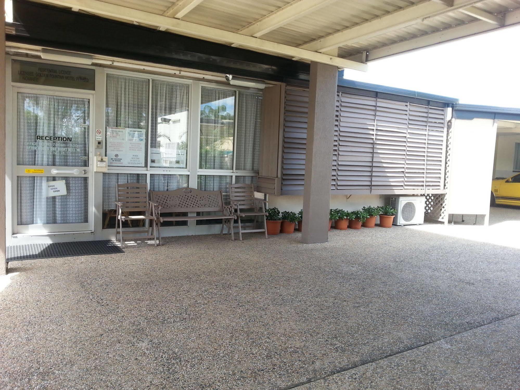 Golden Fountain Motel Rockhampton Exteriér fotografie